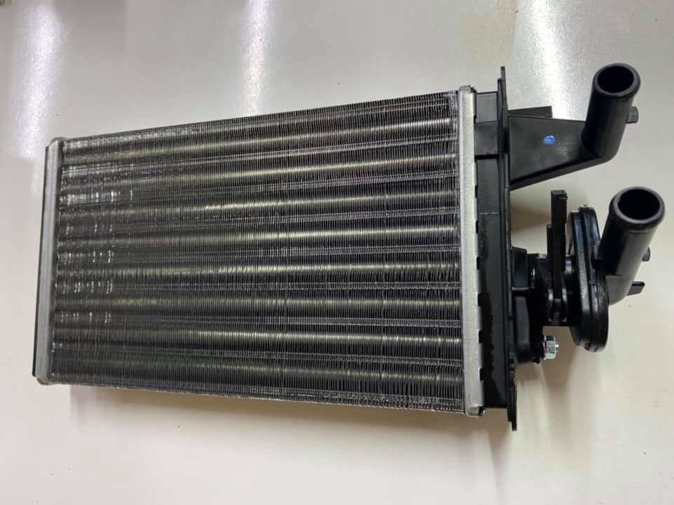 Kalorifer Peteği Tempra Tipo Musluklu Kale Marka