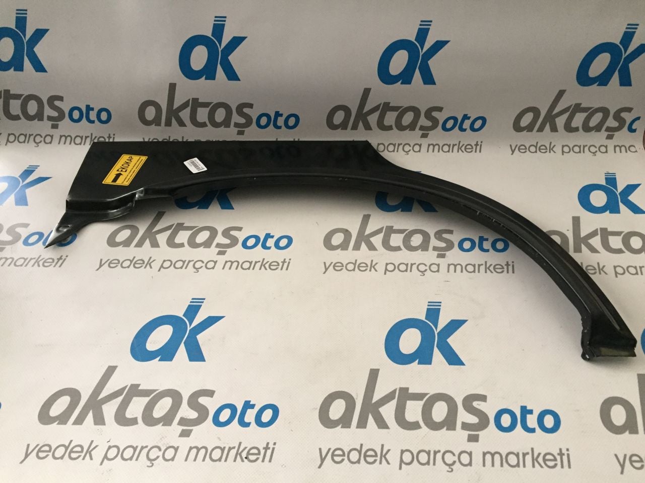 Çamurluk Ağzı Doğan Kartal Şahin Sağ Arka