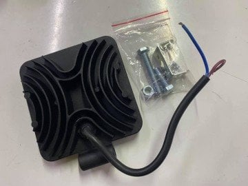 Sis Far Yerine Takılır Çalışma lambası 9 ledli kare 27/22 Watt