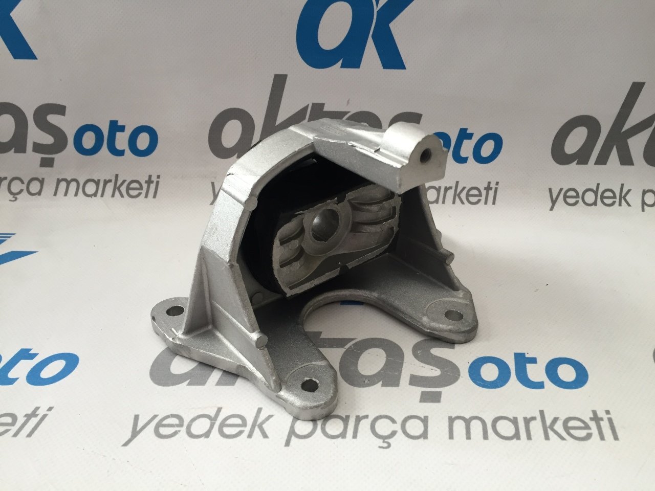 Şanzıman Takozu Sol Doblo 1.3jtd 1.9d 1.9jtd