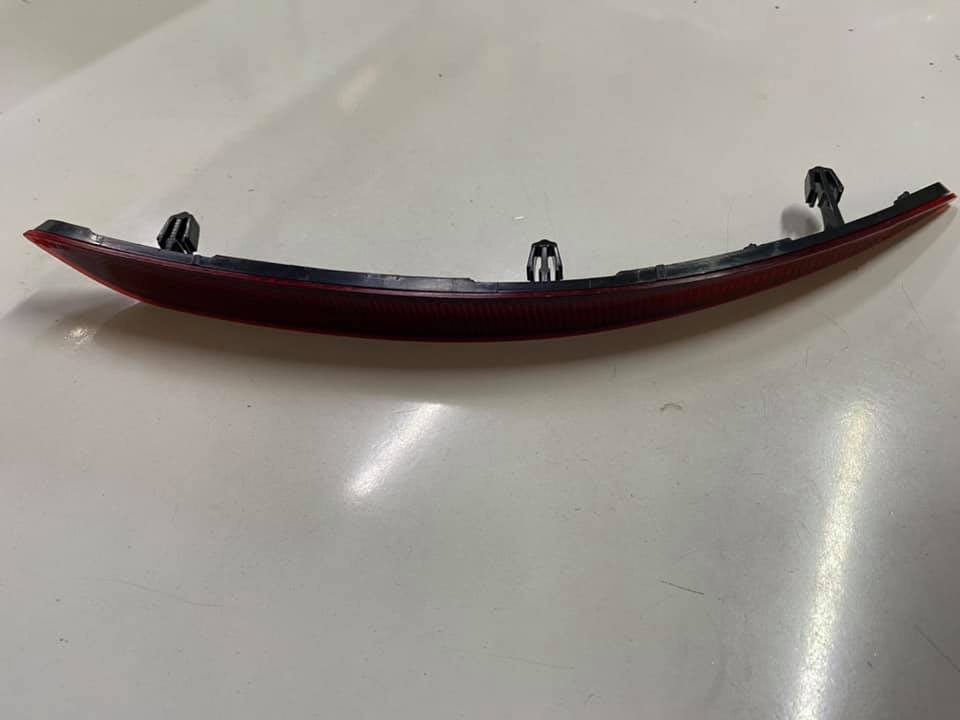 Arka Tampon Reflektör Linea Sağ