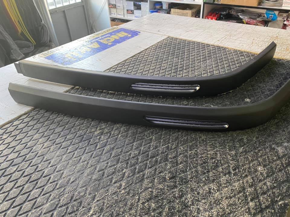 Ön Tampon Lip Üniversal Her Araca Uyum Sağlar Izgaralı Model