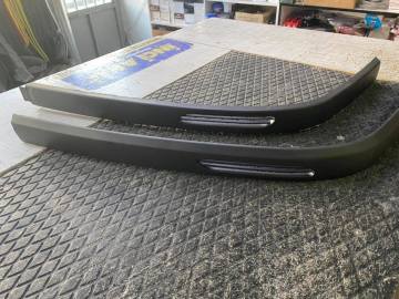 Ön Tampon Lip Üniversal Her Araca Uyum Sağlar Izgaralı Model