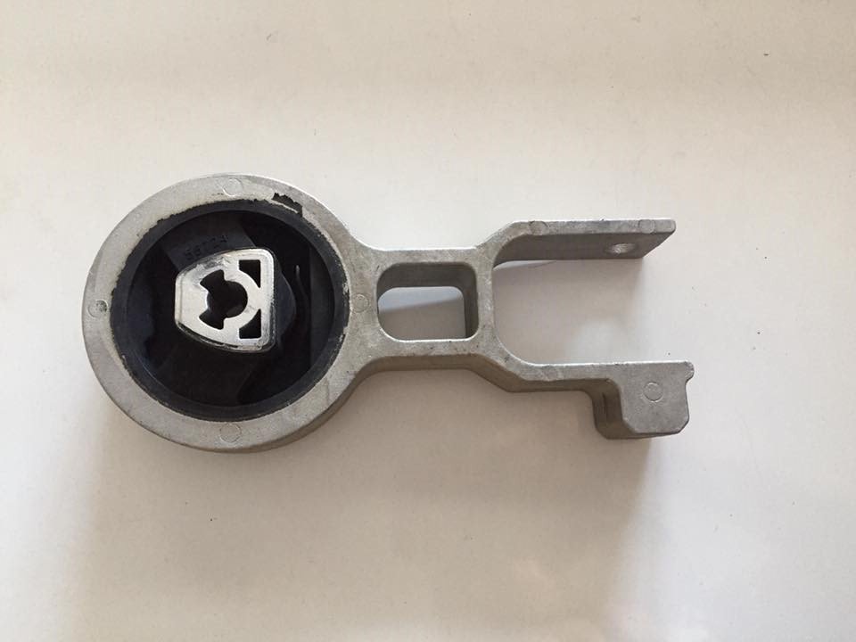 Şanzuman Takozu Grande Punto 1.3 Multijet
