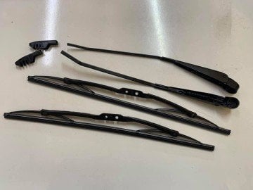 Silecek Kolu Ve Süpürgesi Şahin Serçe Frezeli Tip 40 cm takım