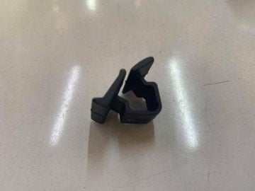 Kaput İzalatör Klipsi Egea Doblo Kıskaçlı