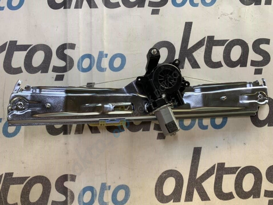 Arka Cam Krikosu Egea Sol