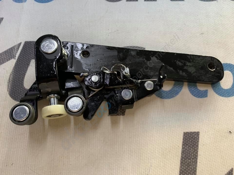 Sürgülü Kapı Alt Mekanizma Doblo 2006-2010  Kasa Sağ