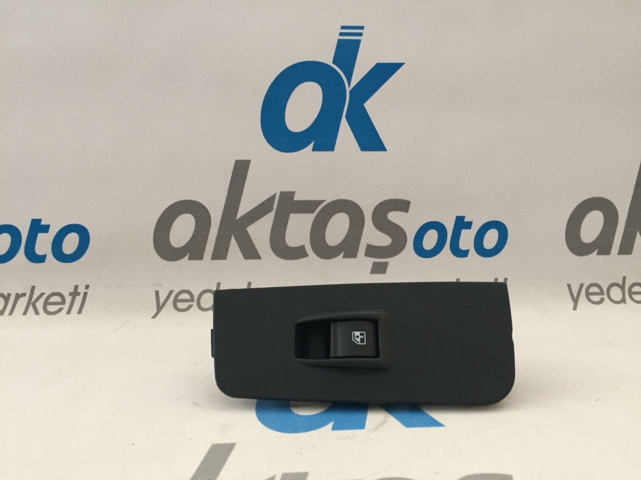 Cam Açma Düğmesi Linea Sağ