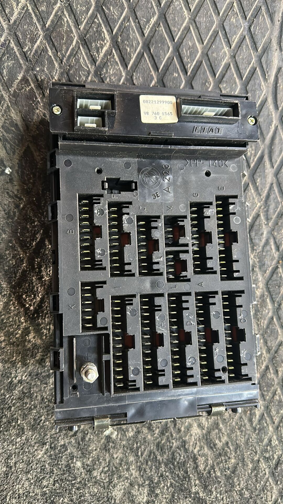 Sigorta Kutusu Alfa 147 tempra tipo sanruflu model italyan