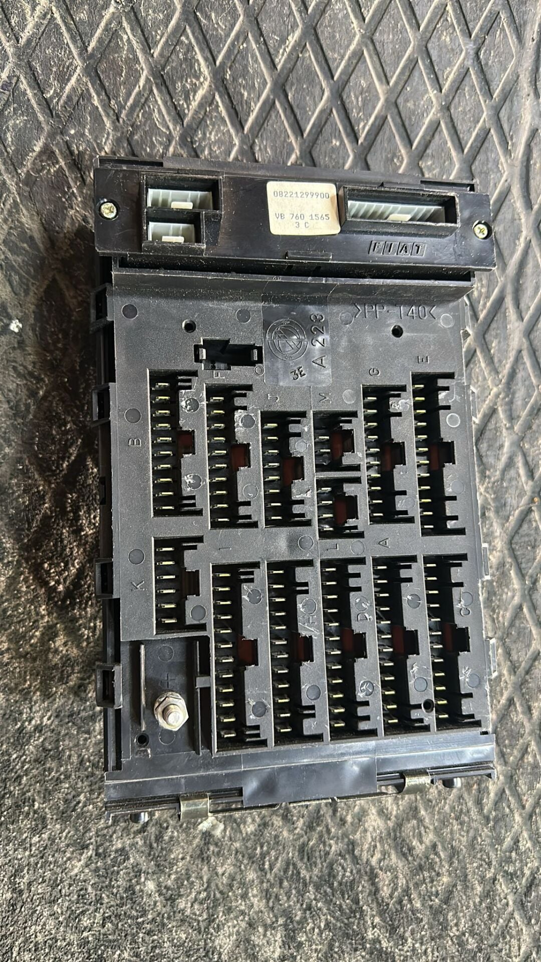 Sigorta Kutusu Alfa 147 tempra tipo sanruflu model italyan tipi