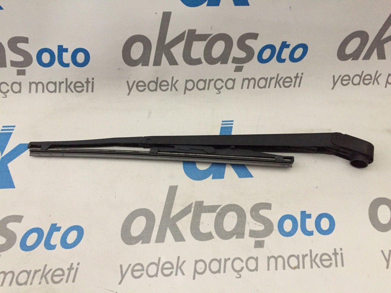 Arka Silecek Süpürge Palıo