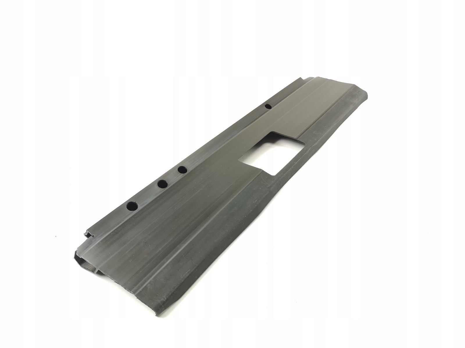 RADYATÖR ALT MUHAFAZA PLASTİĞİ UNO