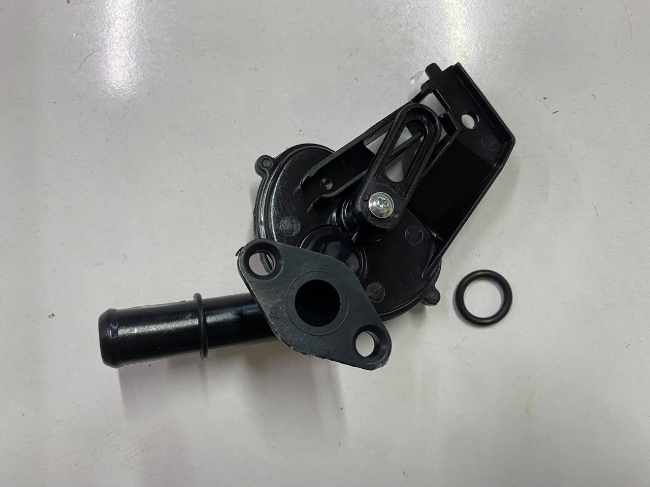 Kalorifer Musluğu Uno Mita Marka