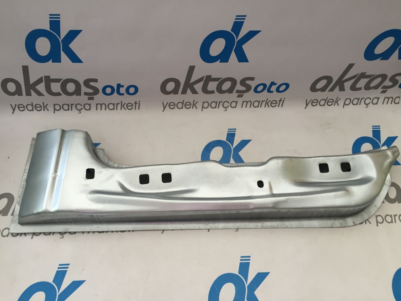 Ön Kapı Takviye Direk Dış Sacı Sol Doğan Kartal Şahin